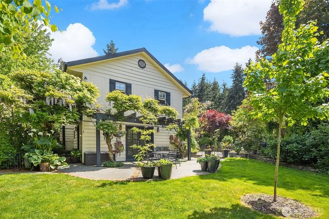 6007 SE 22nd Street, Mercer Island, WA 98040