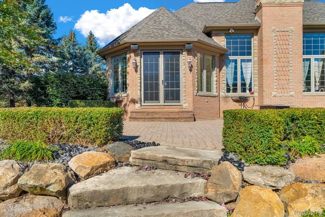 7260 34 Mile Road, Bruce Township, MI 48065