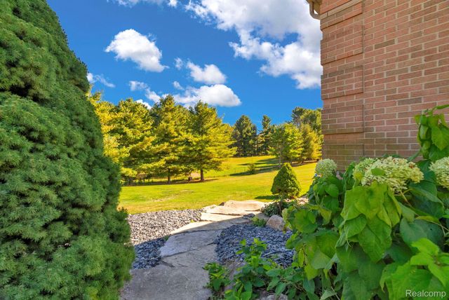 7260 34 Mile Road, Bruce Township, MI 48065