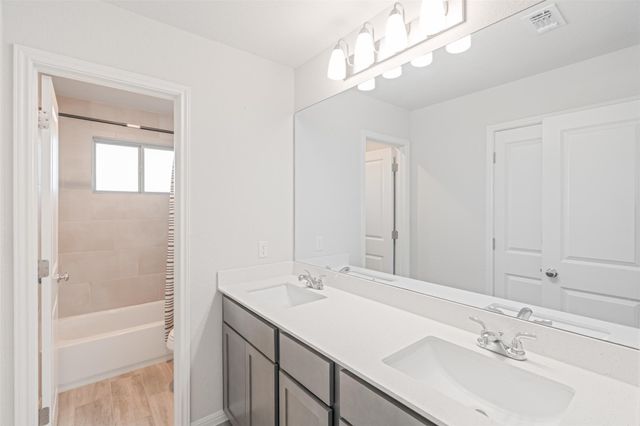 204 Greenway DR, Georgetown, TX 78628