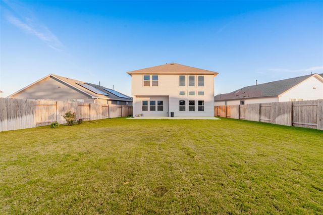 204 Greenway DR, Georgetown, TX 78628