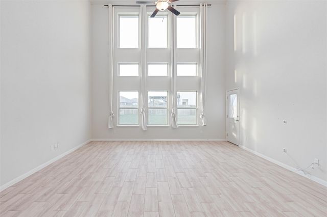 204 Greenway DR, Georgetown, TX 78628