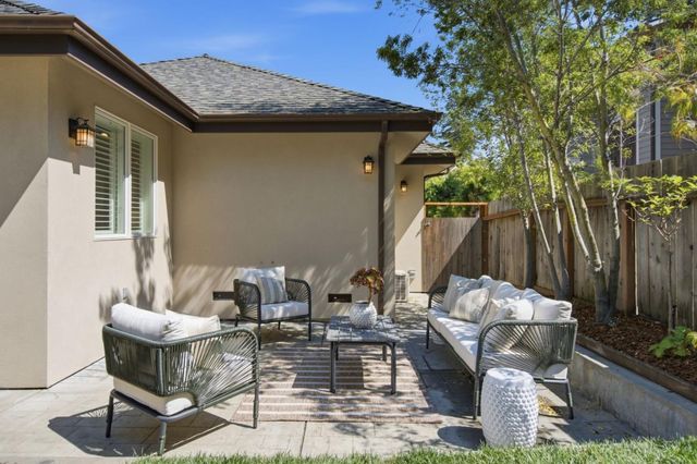 2512 Hale Drive, Burlingame, CA 94010
