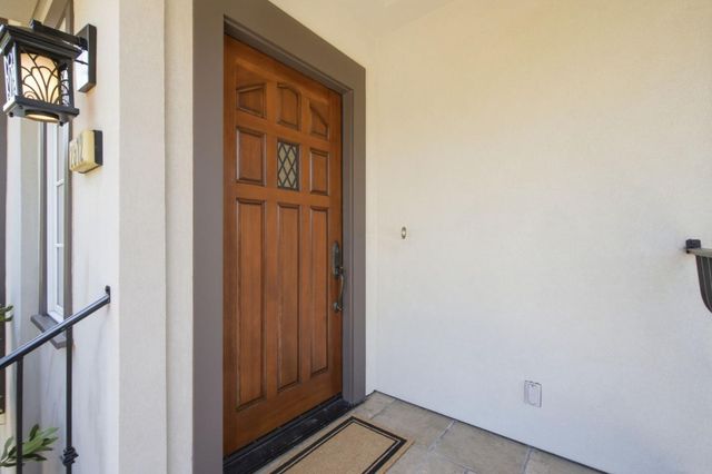 2512 Hale Drive, Burlingame, CA 94010
