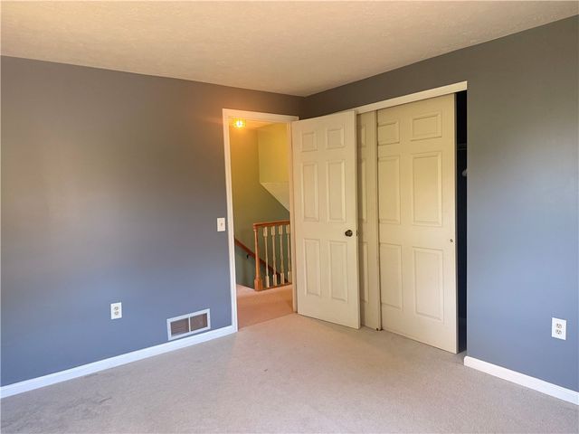 364 Brush Creek Drive, Greece, NY 14612