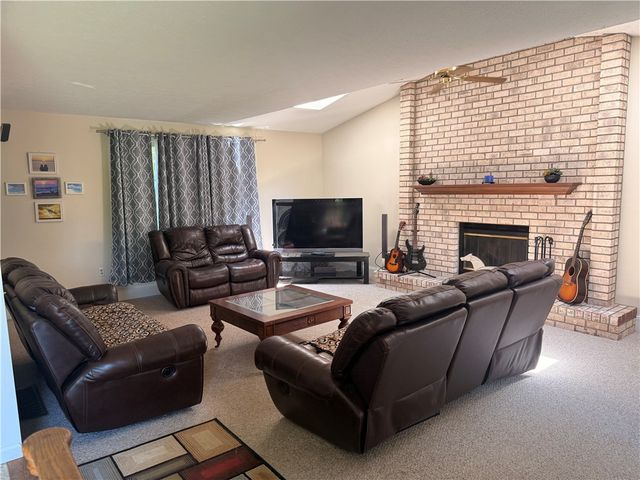 364 Brush Creek Drive, Greece, NY 14612