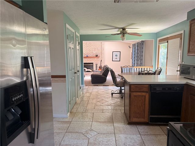 364 Brush Creek Drive, Greece, NY 14612