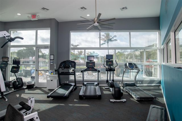 2900 NE 12th Ter 14, Oakland Park, FL 33334