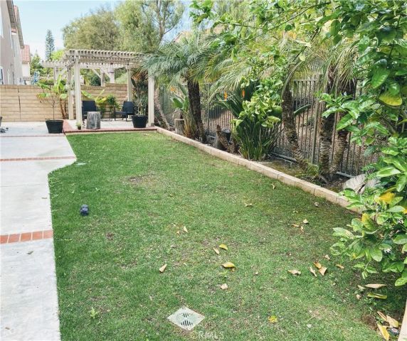 41 Feather Ridge, Mission Viejo, CA 92692