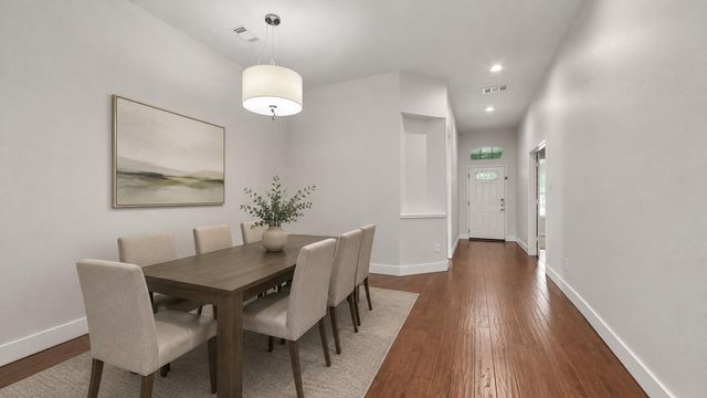 119 S Star Ridge Circle, The Woodlands, TX 77382