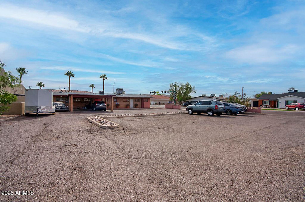 3602 N 15TH Avenue, Phoenix, AZ 85015 — photo 4