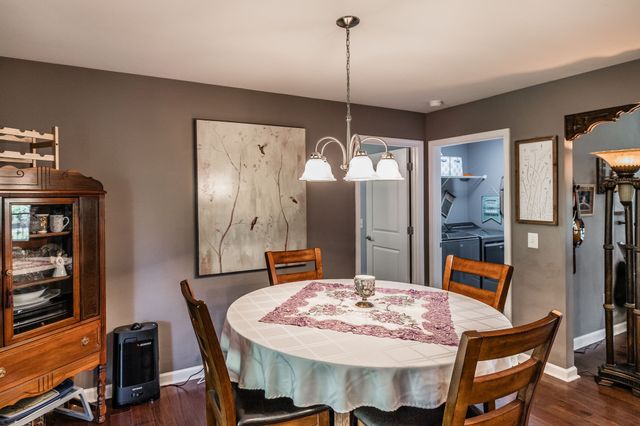 513 College St, Portland, TN 37148