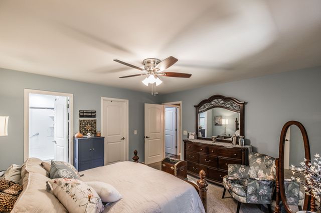 513 College St, Portland, TN 37148