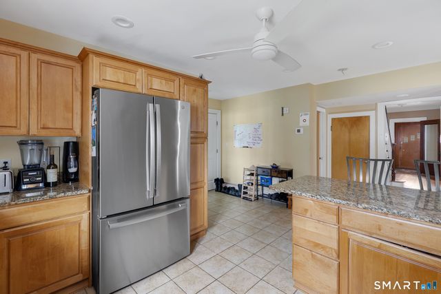 21 Rivercliff Drive, Milford, CT 06460