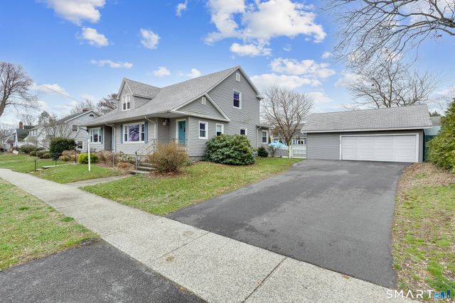 21 Rivercliff Drive, Milford, CT 06460