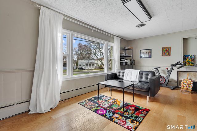 21 Rivercliff Drive, Milford, CT 06460