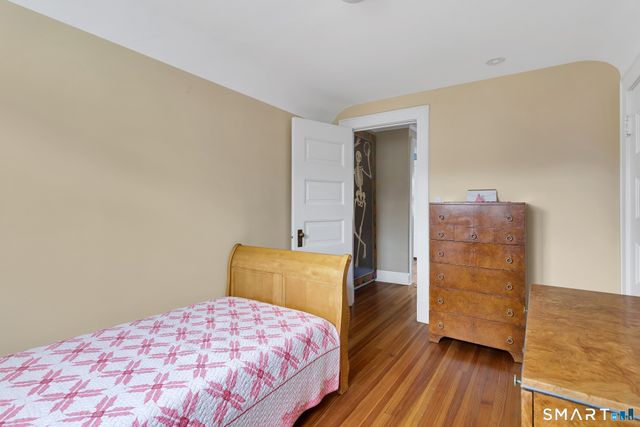 21 Rivercliff Drive, Milford, CT 06460