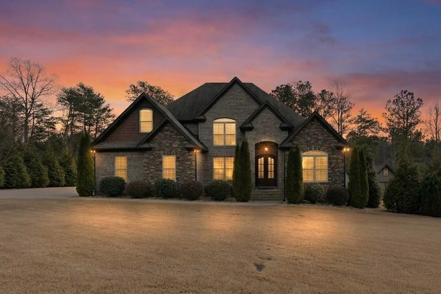 108 Rocky Water Pointe, Wellford, SC 29385