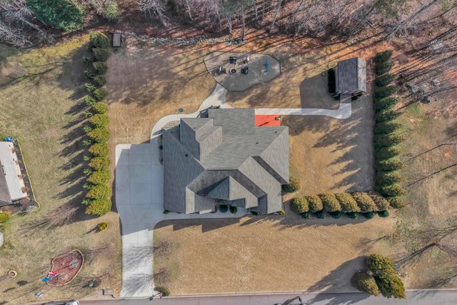 108 Rocky Water Pointe, Wellford, SC 29385