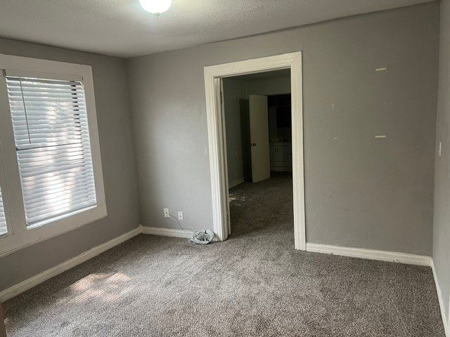 206 W 6th Street, Irving, TX 75060