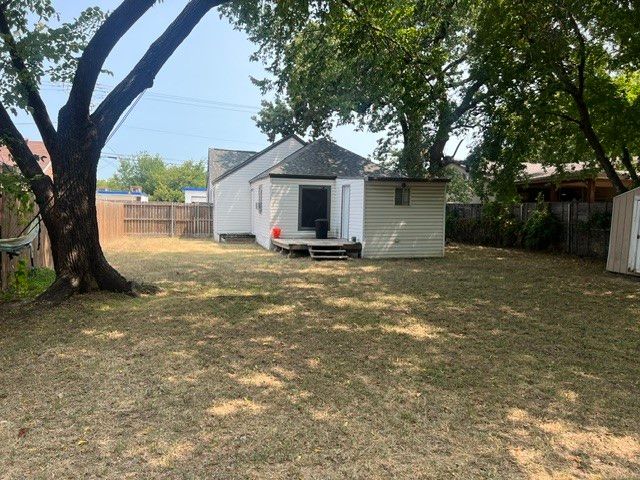 206 W 6th Street, Irving, TX 75060