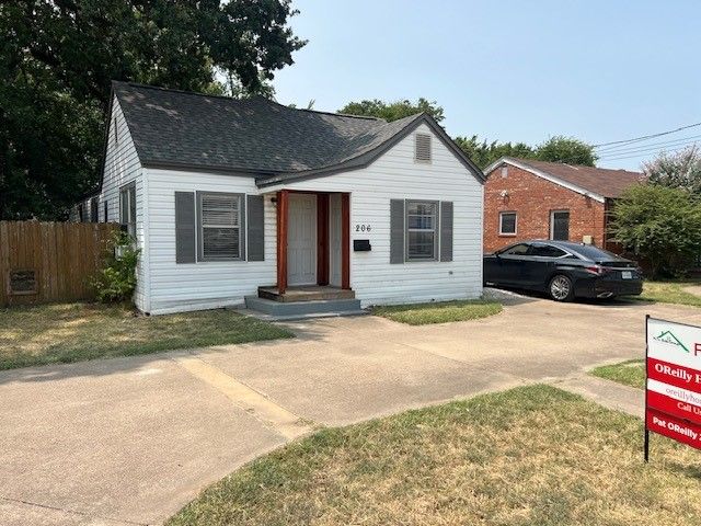 206 W 6th Street, Irving, TX 75060