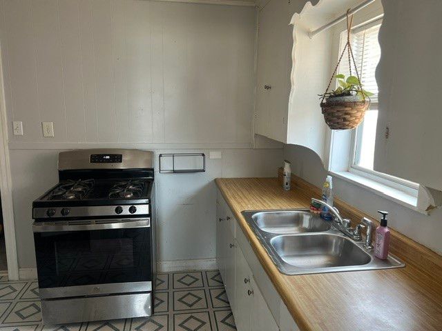 206 W 6th Street, Irving, TX 75060