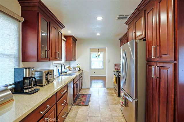 5621 Fallsgrove, Los Angeles, CA 90016