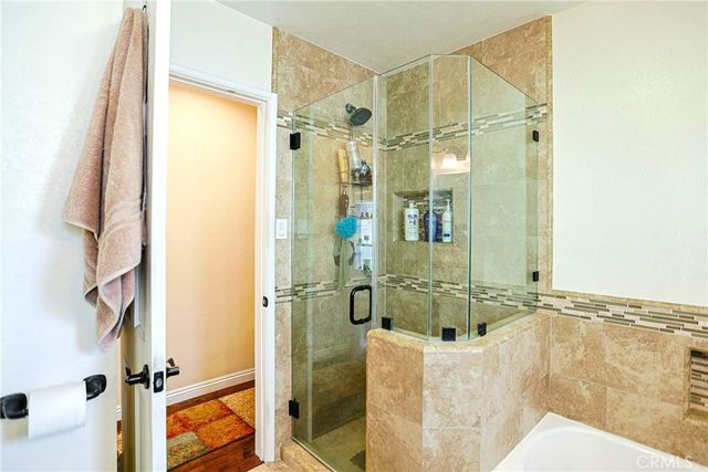 5621 Fallsgrove, Los Angeles, CA 90016
