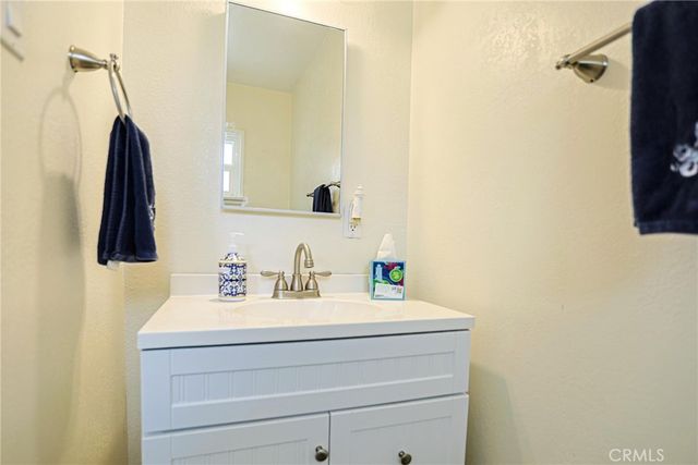 5621 Fallsgrove, Los Angeles, CA 90016