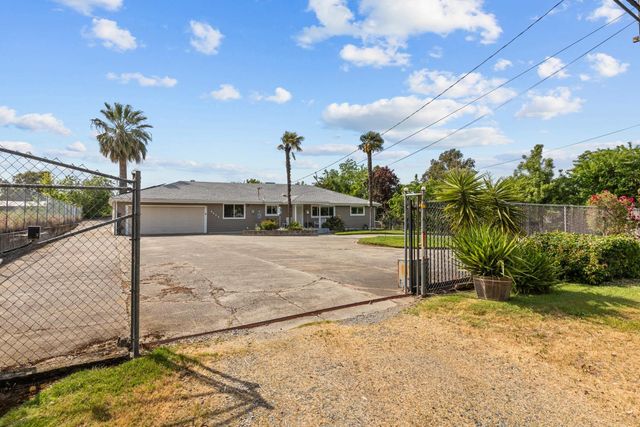 8529 El Verano Ave, Elverta, CA 95626