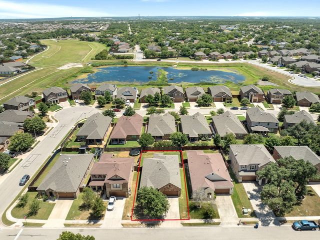 1412 Reklaw LN, Leander, TX 78641