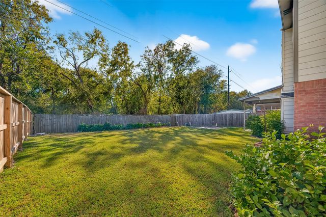 15527 Seminole Canyon Drive, Sugar Land, TX 77498