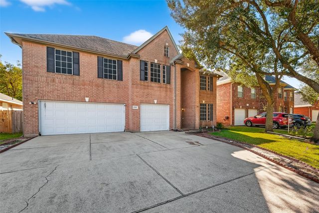 15527 Seminole Canyon Drive, Sugar Land, TX 77498