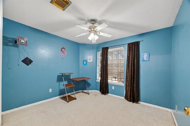 15527 Seminole Canyon Drive, Sugar Land, TX 77498