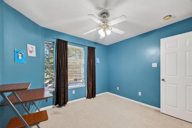 15527 Seminole Canyon Drive, Sugar Land, TX 77498