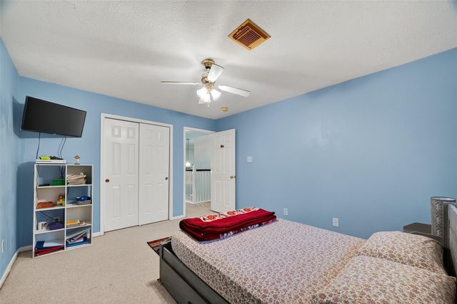 15527 Seminole Canyon Drive, Sugar Land, TX 77498