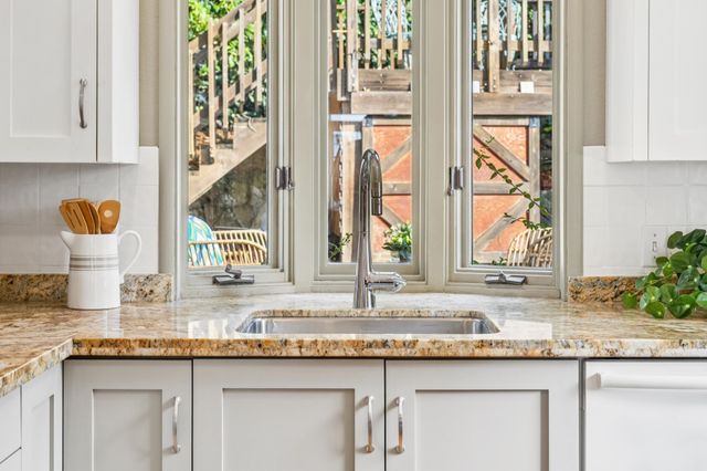 209 Fairlawn Drive, Berkeley, CA 94708