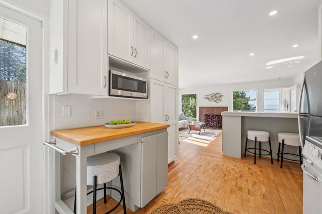 209 Fairlawn Drive, Berkeley, CA 94708