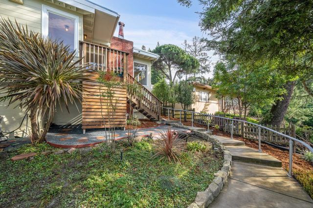 209 Fairlawn Drive, Berkeley, CA 94708