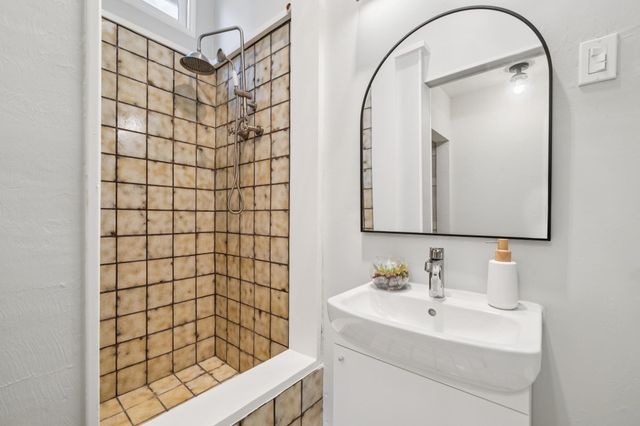 209 Fairlawn Drive, Berkeley, CA 94708