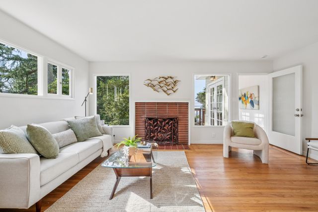 209 Fairlawn Drive, Berkeley, CA 94708