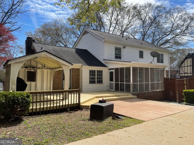 3807 Southgate Drive SW, Lilburn, GA 30047