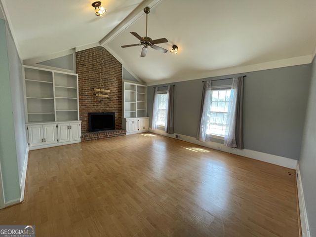 3807 Southgate Drive SW, Lilburn, GA 30047