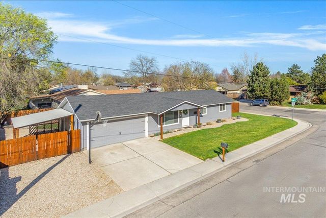 2103 N Hampton Rd, Boise, ID 83704
