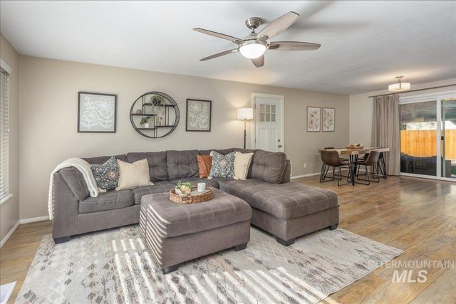 2103 N Hampton Rd, Boise, ID 83704