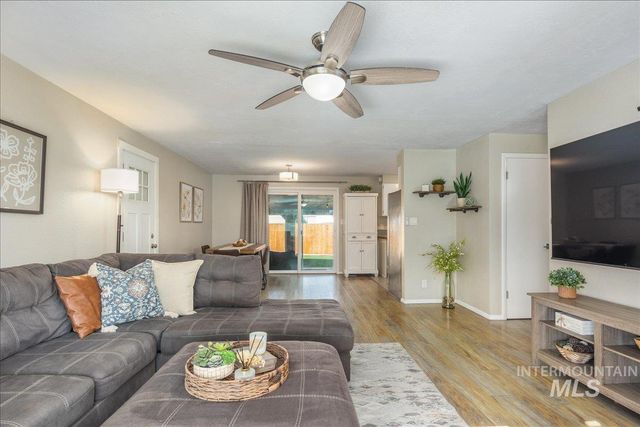 2103 N Hampton Rd, Boise, ID 83704