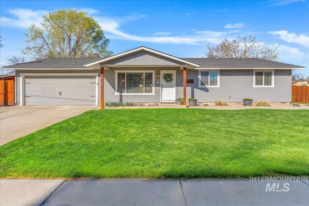 2103 N Hampton Rd, Boise, ID 83704