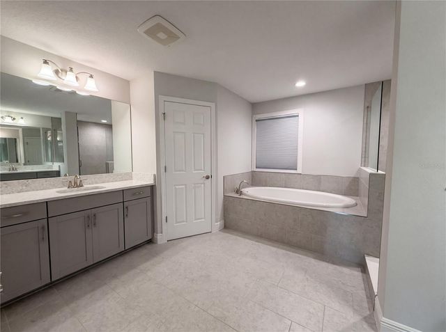 13176 TWIN BRIDGES DRIVE, Riverview, FL 33579