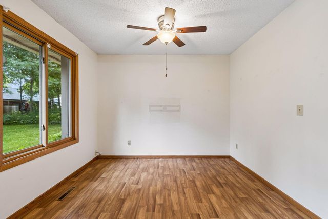 15035 20th Avenue N, Plymouth, MN 55447